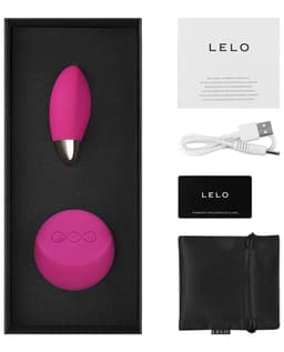 Originalverpackung des Lelo Lyla 2 Insignia Design Edition Cerise