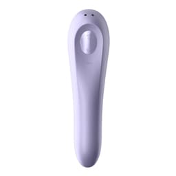 Satisfyer Dual Pleasure beim Aufladen mit dem USB-Kabel – Studioaufnahme