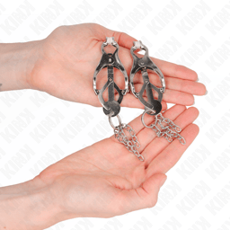 Kleine Ketten der japanischen Kink Nippelklemmen in Silber im Detail