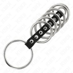 Kink Penisring-Set flach ausgelegt, Größenabstufung von 3,2 bis 5 cm erkennbar