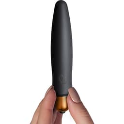 Rocks-Off Dark Desire Silhouette mit USB-Ladekabel im gelieferten Zustand