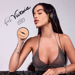 Verpackung des Kiiroo Feel Victoria June Mouth Strokers mit Produktabbildung