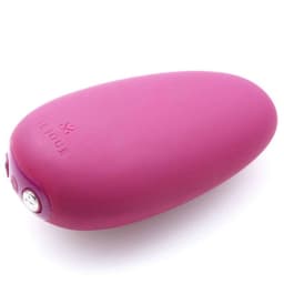 Je Joue Mimi Soft Fuchsia von der Seite mit weicher Silikonhülle
