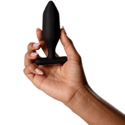 Verpackung des Je Joue Onyx Analvibrators in Schwarz mit Fernbedienung