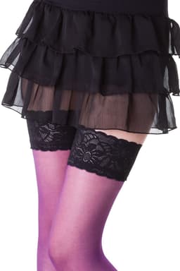 Legg Story Barbara, Detailansicht des schwarzen Spitzenabschlusses