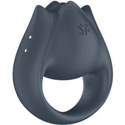 Satisfyer Perfect Pair 2 als Penisring angelegt gezeigt in scharfer Detailaufnahme