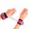 Kink – Nylon-Handgelenkfesseln mit Kunstledergurt in Himbeerrosa