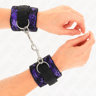 Kink Handgelenksfesseln Samtspitze – Lila/Schwarz, 23 x 6,5 cm